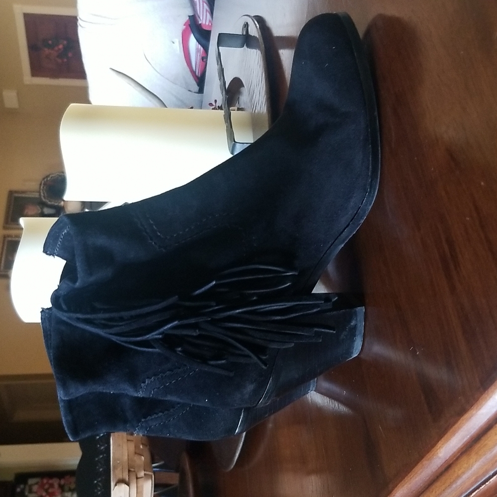 SAM EDELMAN HEELED FRINGED SUEDE BOOTS SIZE 9